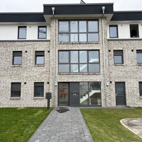 MEhrfamilienhaus mit 7 Wohneinheiten aus 2024